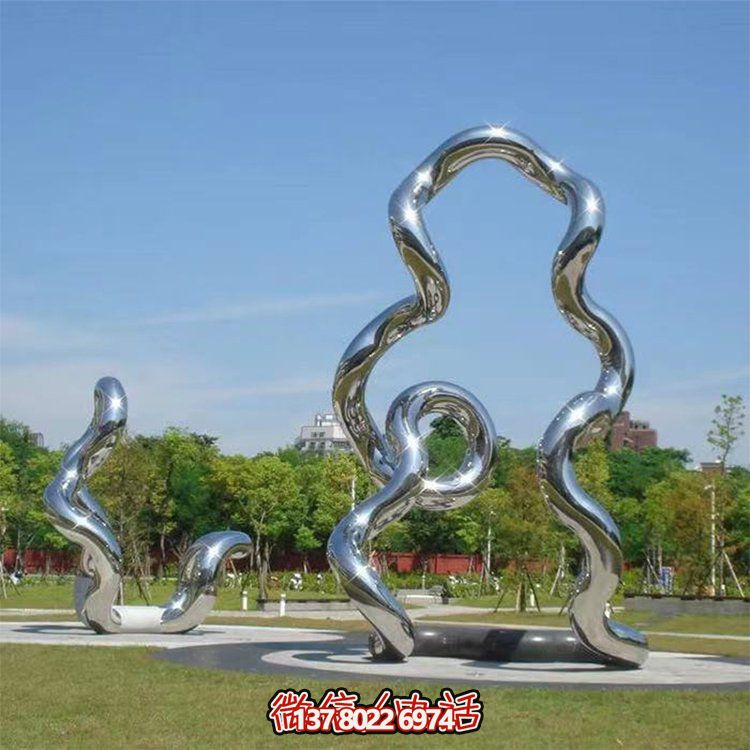 大型不銹鋼異形擺件，為公園綠地增色
