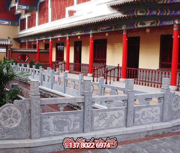 游覽大理，感受古老石欄桿的魅力
