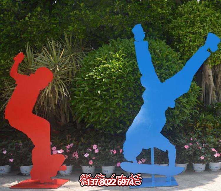 不銹鋼滑板雕塑，挑戰(zhàn)高難度運(yùn)動