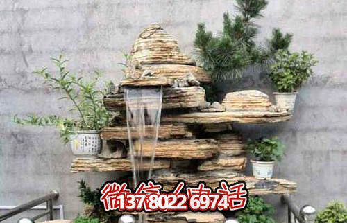 精致小型庭院，石假山流水雕塑擺放