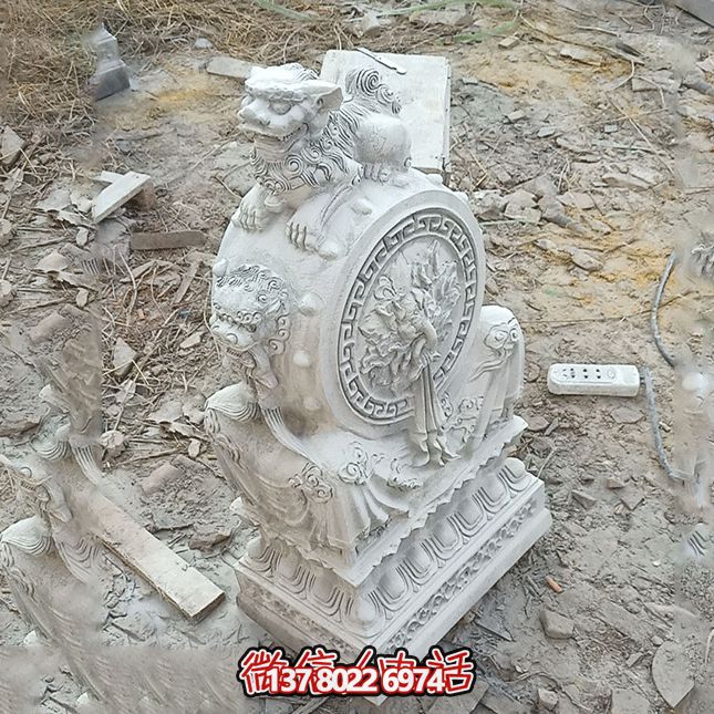 非凡的石雕獅子雕塑，點(diǎn)綴精致的庭院別墅