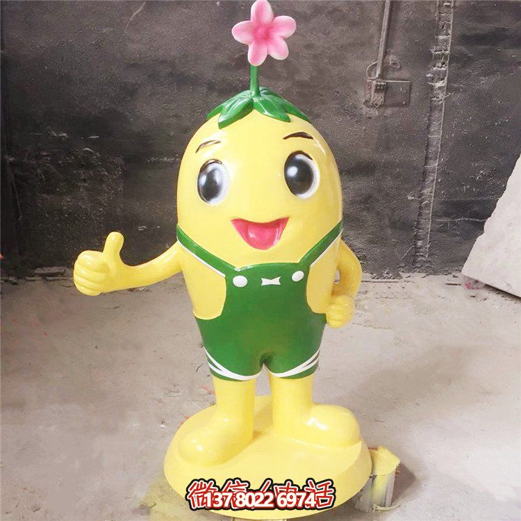 玻璃鋼卡通人物雕塑，給幼兒園創(chuàng)意擺放