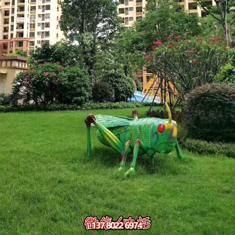 玻璃鋼蝗蟲仿真雕塑，更貼近自然