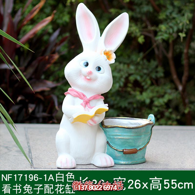 玻璃鋼兔子雕塑，為公園增色