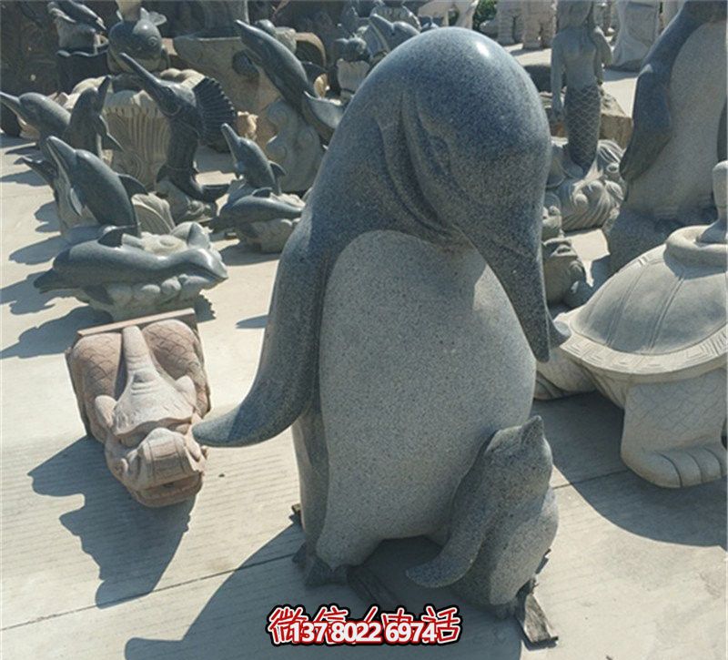 企鵝雕塑，讓公園更加精彩