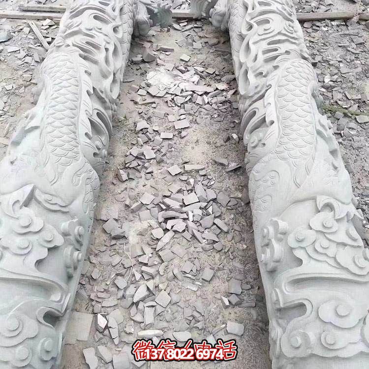 大型石雕龍柱，點(diǎn)綴園林景觀