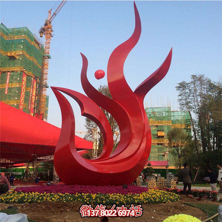 精美不銹鋼鳳凰雕塑，點綴精致小區(qū)、別墅環(huán)境