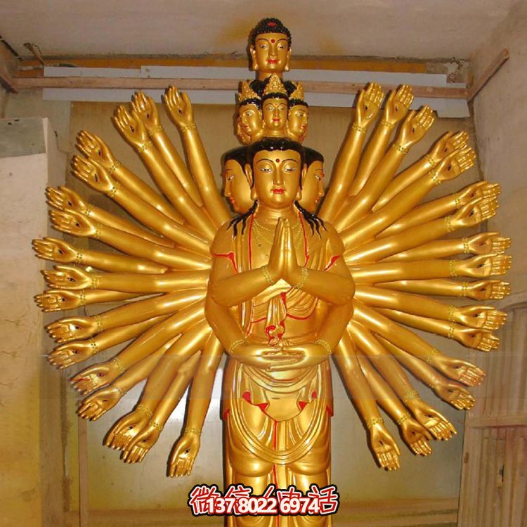 鎏金千手觀音大型雕塑，精美絕倫，醉人心魄