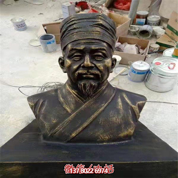 仿銅人物雕塑，玻璃鋼擺放玻璃裝飾城市學(xué)校園林