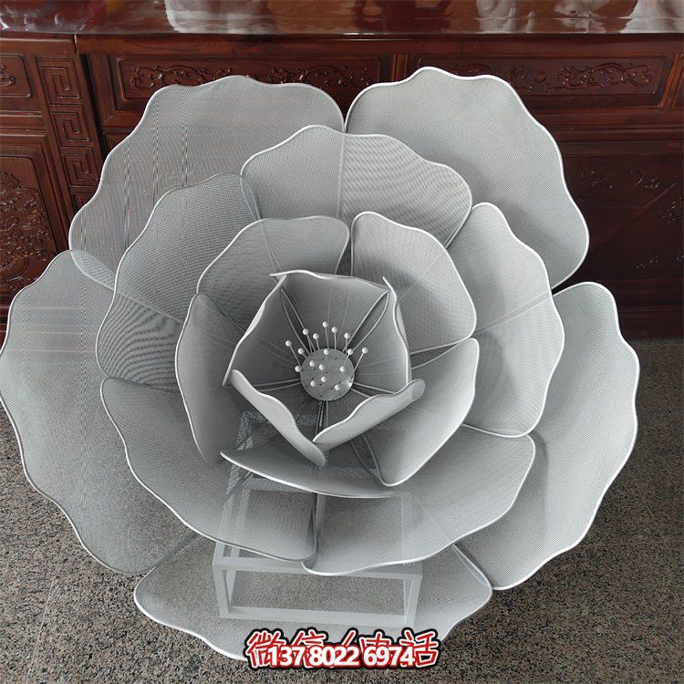 不銹鋼鏤空戶外蓮花雕塑，更美的園林景觀