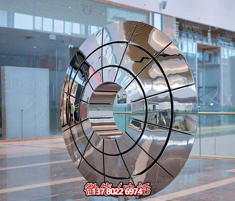不銹鋼雕塑傘狀圓環(huán)，創(chuàng)意裝點(diǎn)商廈鏡面