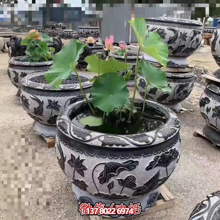 經(jīng)典荷花石雕浮雕圓形水缸，裝點(diǎn)您的庭院