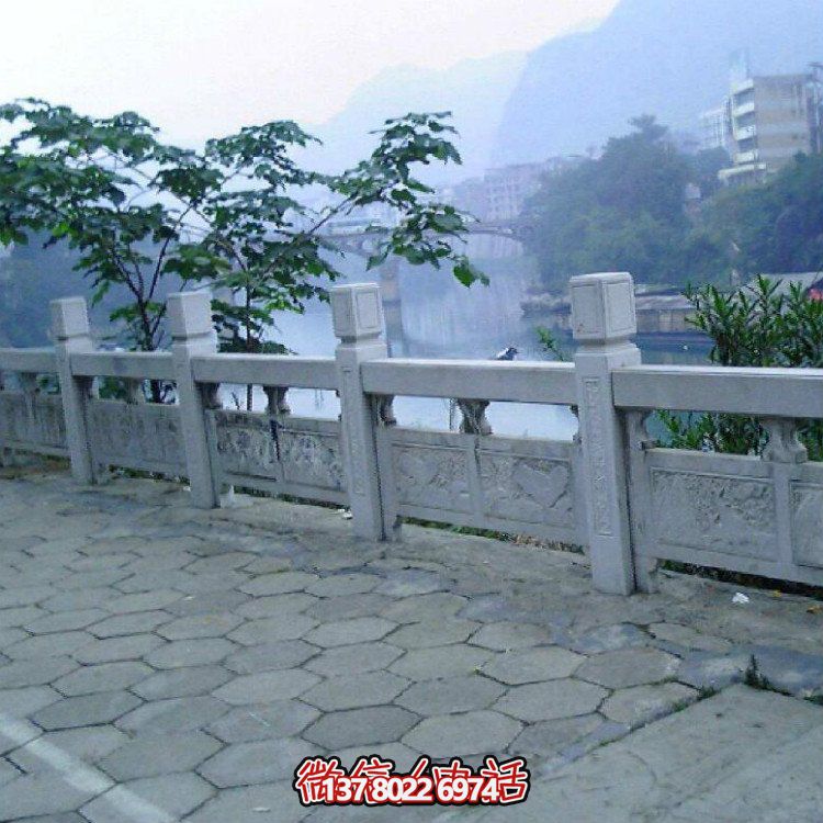 品質(zhì)精良的大理石欄桿、欄板及雕塑，締造美麗景觀