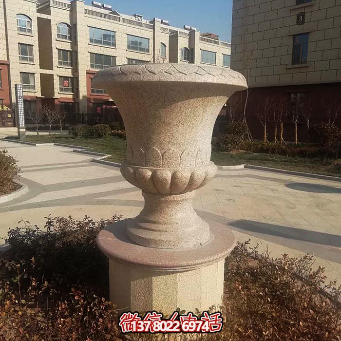 歐式裝飾石雕花盆，讓您的小區(qū)更添靚麗