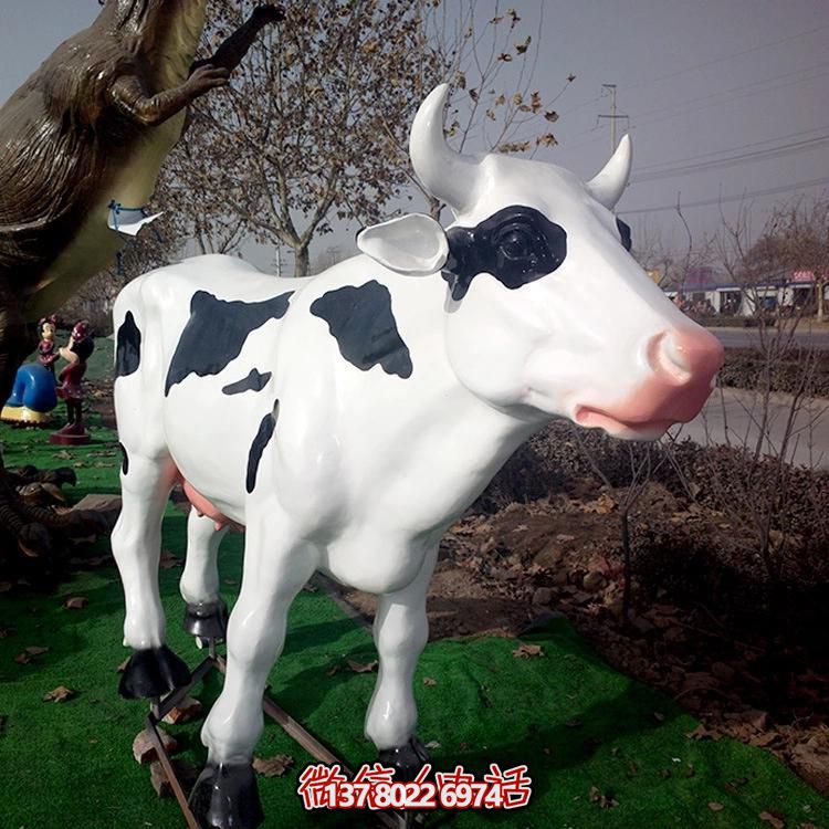 玻璃鋼制仿真奶牛擺件，裝點(diǎn)你的戶外農(nóng)場(chǎng)