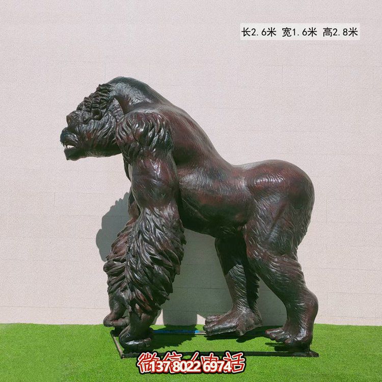 玻璃鋼仿真大猩猩動物雕塑，點綴游樂園游樂擺放
