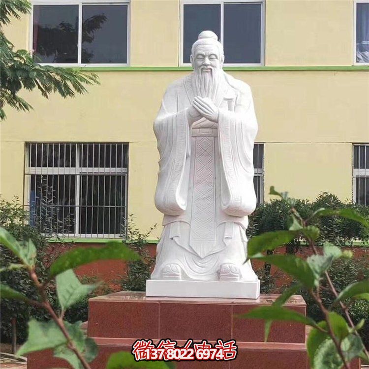 孔子雕像，傳承歷史文化